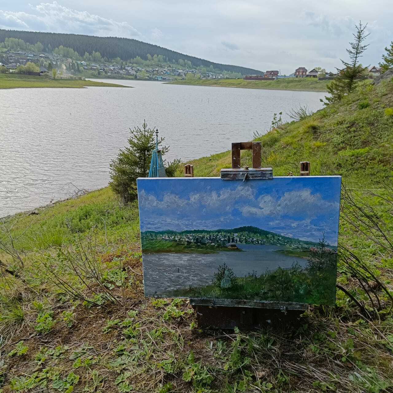 Пейзаж летний с берега реки Серга. Поселок Верхние Серги